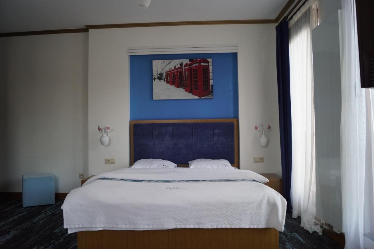 Fly Inn Hotel Lounge Machelen Экстерьер фото