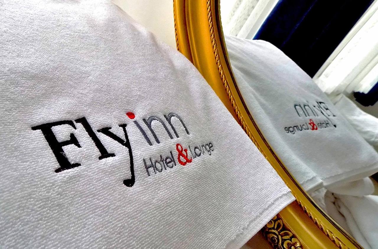 Fly Inn Hotel Lounge Machelen Экстерьер фото