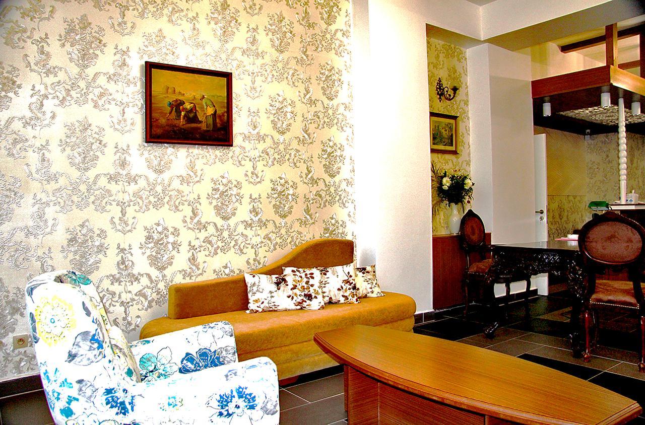 Fly Inn Hotel Lounge Machelen Экстерьер фото