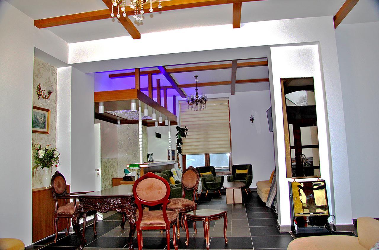 Fly Inn Hotel Lounge Machelen Экстерьер фото