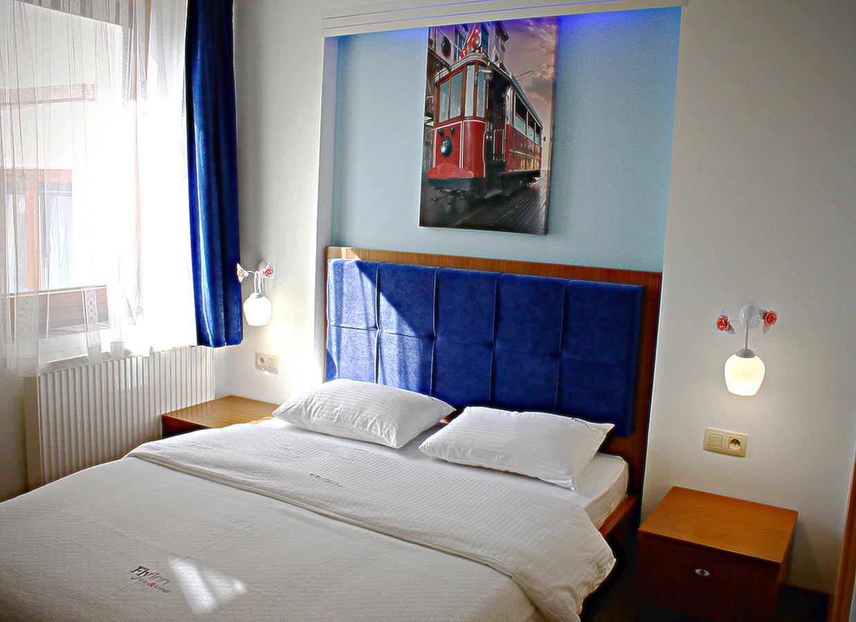 Fly Inn Hotel Lounge Machelen Экстерьер фото