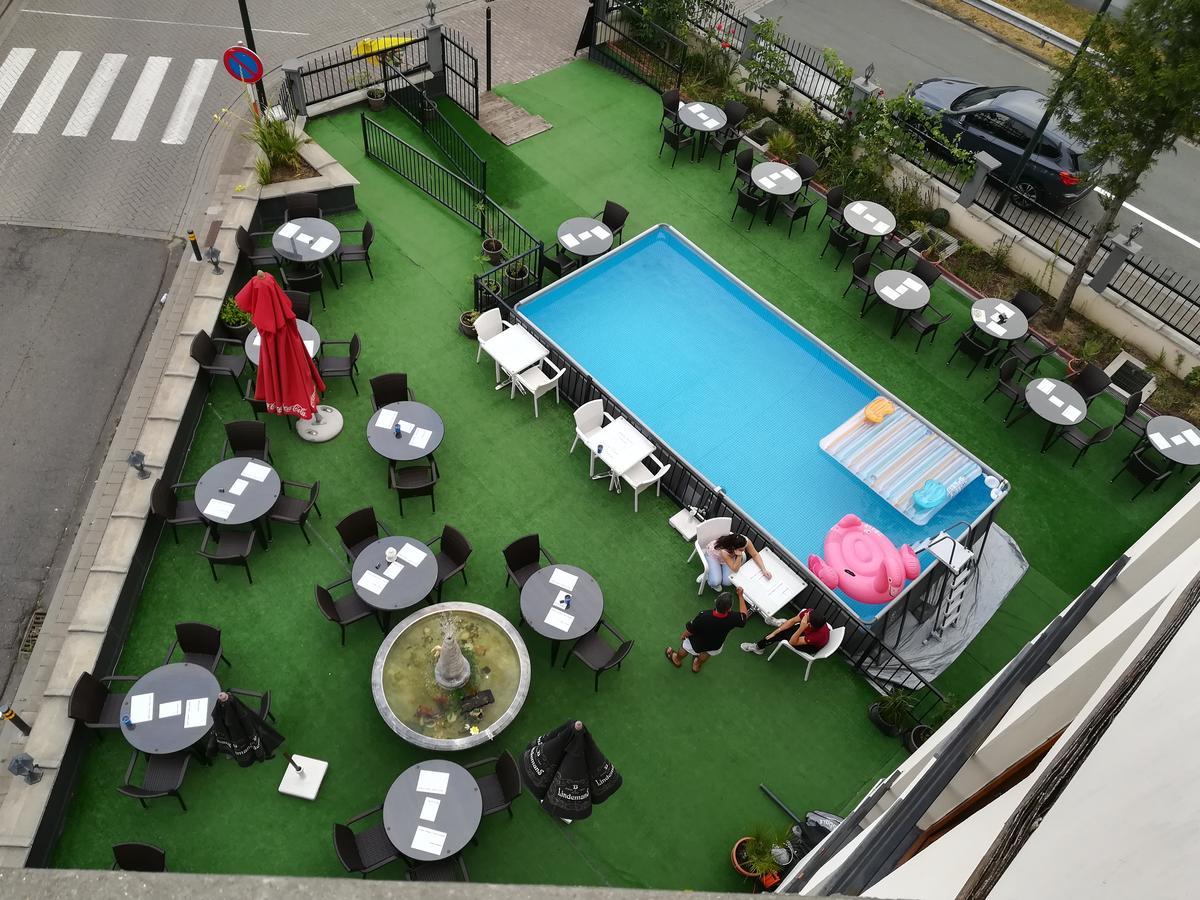 Fly Inn Hotel Lounge Machelen Экстерьер фото
